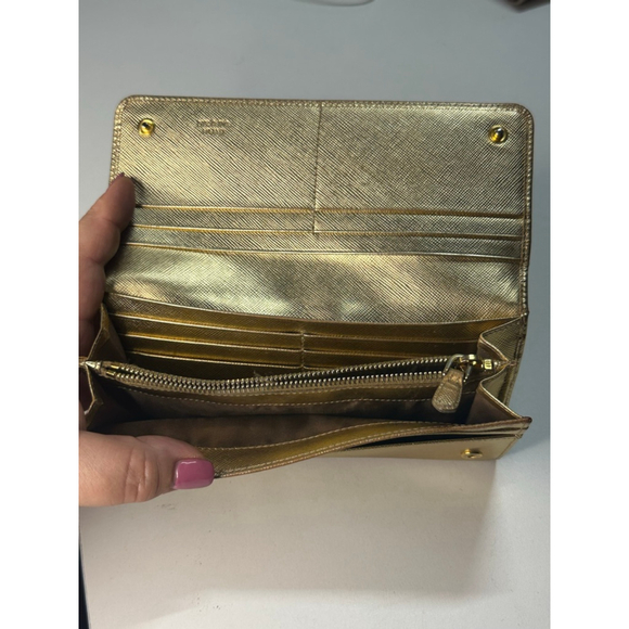 Women's Prada Gold Saffiano Leather Wallet One Size - Picture 7 of 11